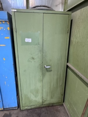 3 Metallwerkzeugschränke